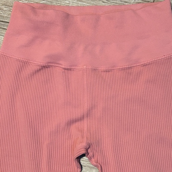 Spiritual Gangster Pink Leggings - Picture 3 of 7